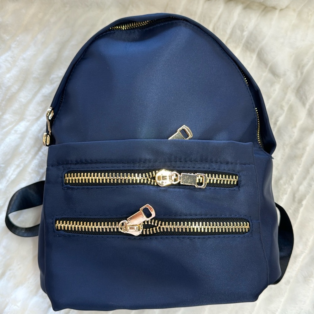 Nylon mini backpack.” - Picture 5 of 6